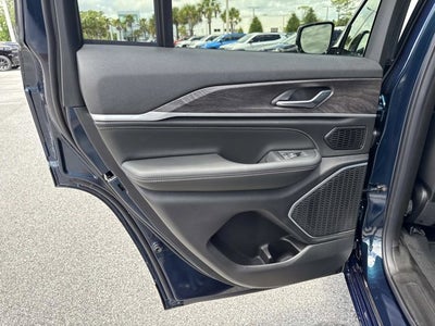 2026 Jeep Grand Cherokee Limited Reserve
