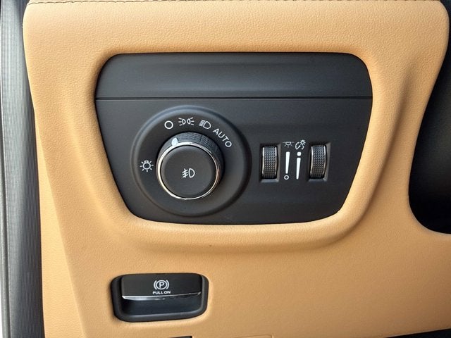 2026 Jeep Grand Cherokee L Summit