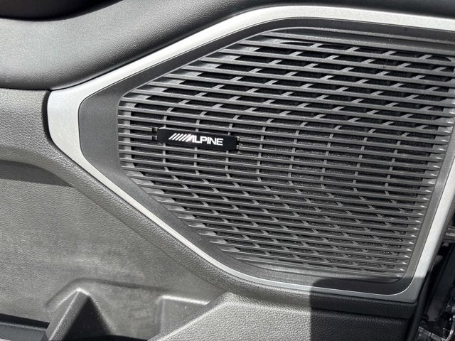 2026 Jeep Grand Wagoneer 4x2