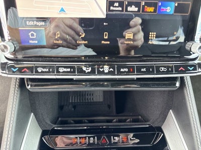 2026 Jeep Grand Wagoneer 4x2