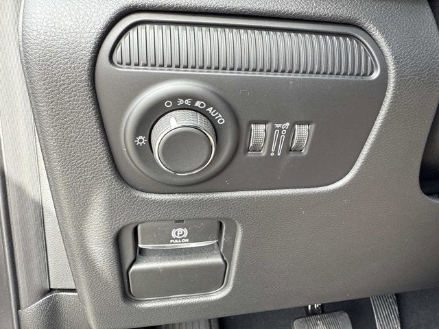 2026 Jeep Grand Wagoneer 4x2