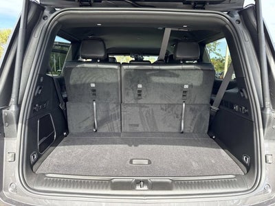 2026 Jeep Grand Wagoneer 4x2