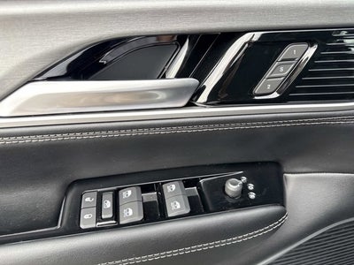 2026 Jeep Grand Wagoneer 4x2