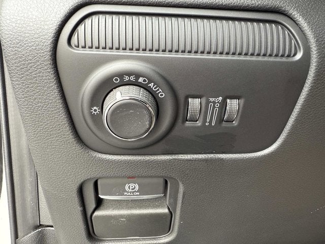 2026 Jeep Grand Wagoneer 4x2