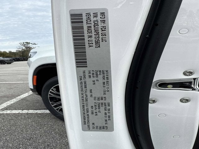 2026 Jeep Grand Wagoneer 4x2