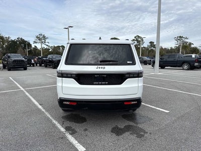 2026 Jeep Grand Wagoneer 4x2