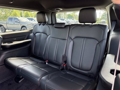 2026 Jeep Grand Wagoneer 4x2