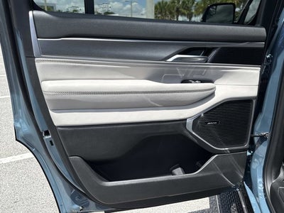 2026 Jeep Grand Wagoneer Limited Altitude