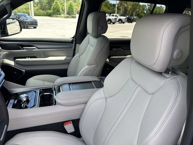 2026 Jeep Grand Wagoneer Limited Altitude