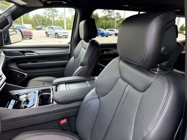 2026 Jeep Grand Wagoneer Limited Altitude