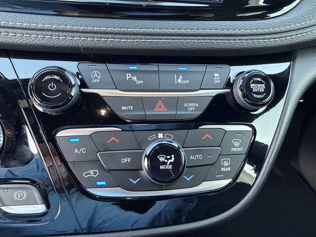 2027 Chrysler Pacifica Limited