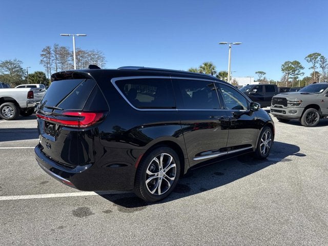 2026 Chrysler Pacifica Pinnacle