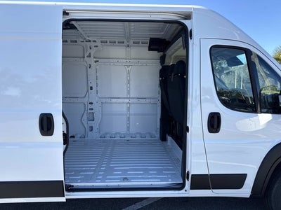 2026 RAM ProMaster Cargo Van Tradesman