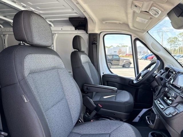 2026 RAM ProMaster Cargo Van Tradesman
