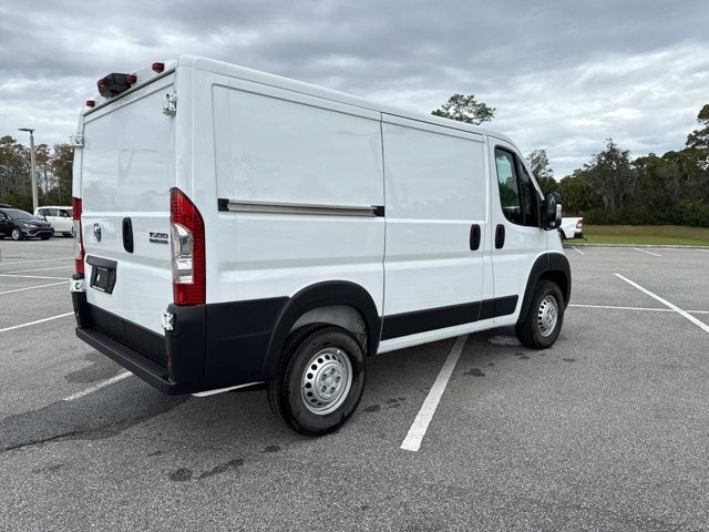 2026 RAM ProMaster Cargo Van Tradesman