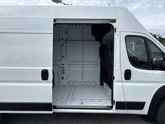2026 RAM ProMaster Cargo Van Tradesman