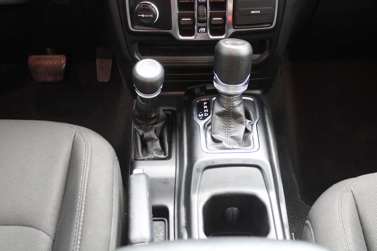 2023 Jeep Wrangler 4-Door Sport S 4x4