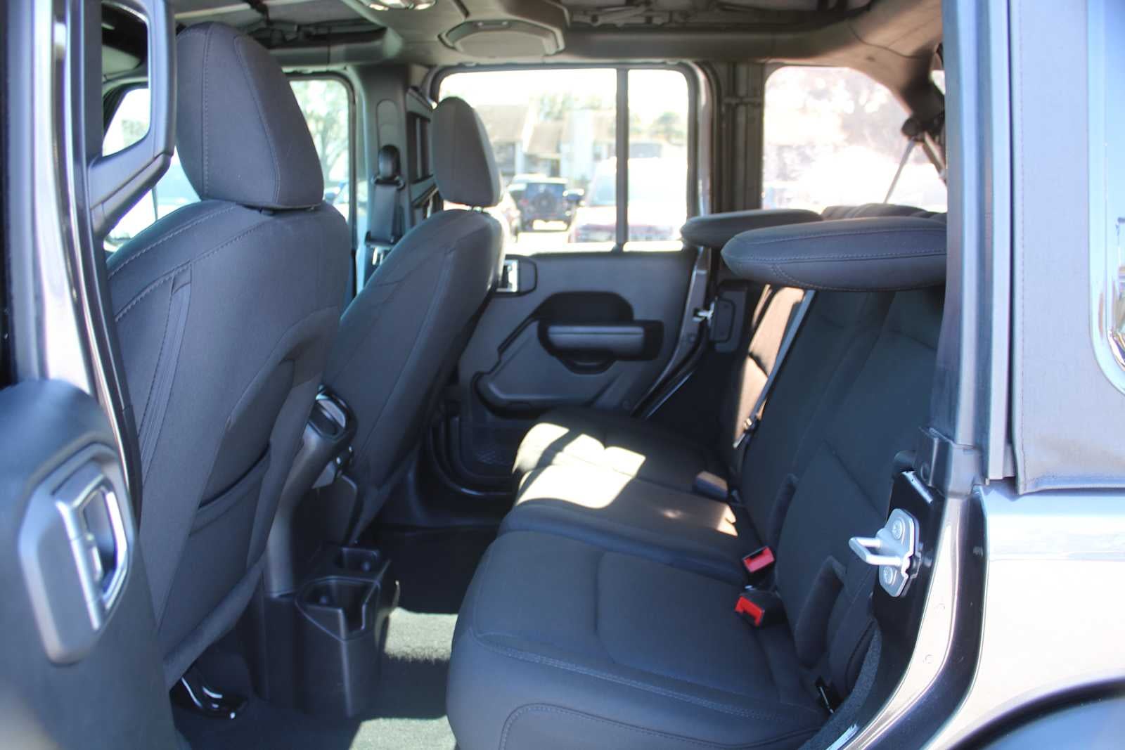 2023 Jeep Wrangler 4-Door Sport S 4x4