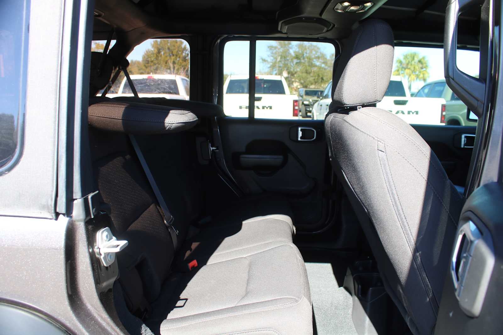 2023 Jeep Wrangler 4-Door Sport S 4x4