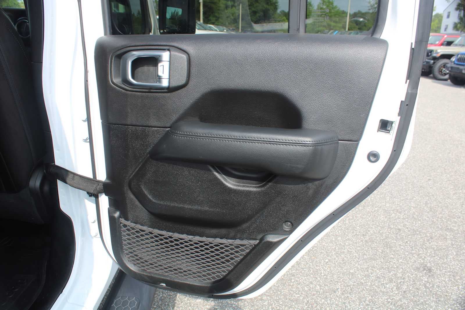 2022 Jeep Wrangler Unlimited Sahara Altitude