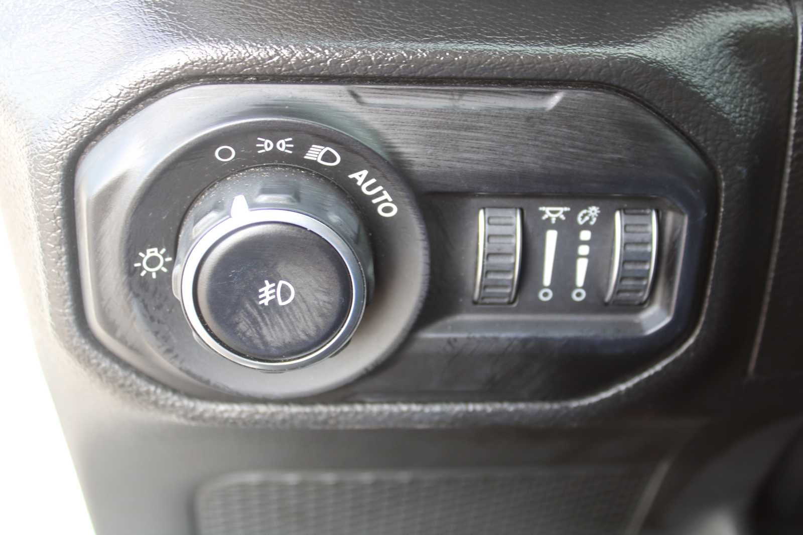 2022 Jeep Wrangler Unlimited Sahara Altitude