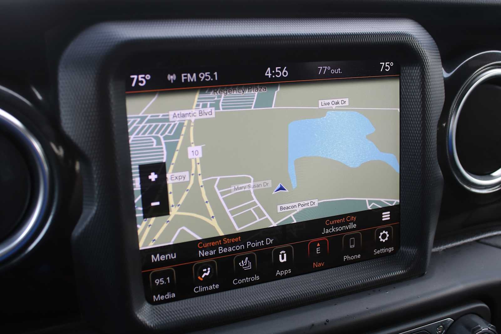2022 Jeep Wrangler Unlimited Sahara Altitude