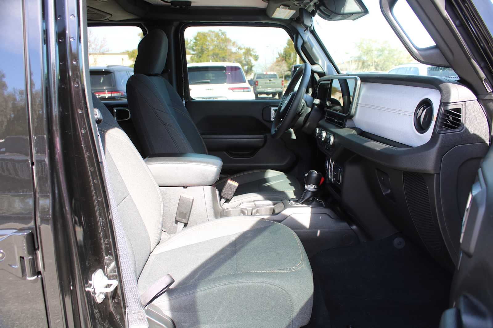 2024 Jeep Wrangler 4-Door Sport S 4x4