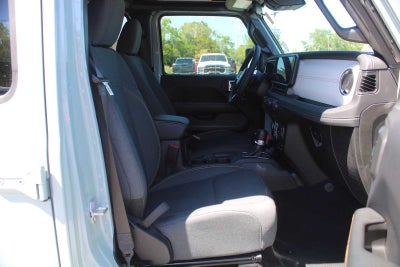 2024 Jeep Wrangler 4-Door Sahara 4x4