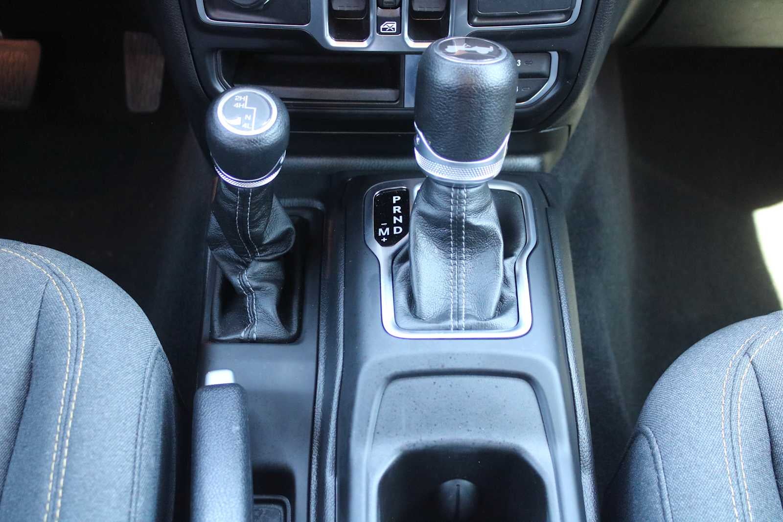 2024 Jeep Wrangler 4-Door Sahara 4x4