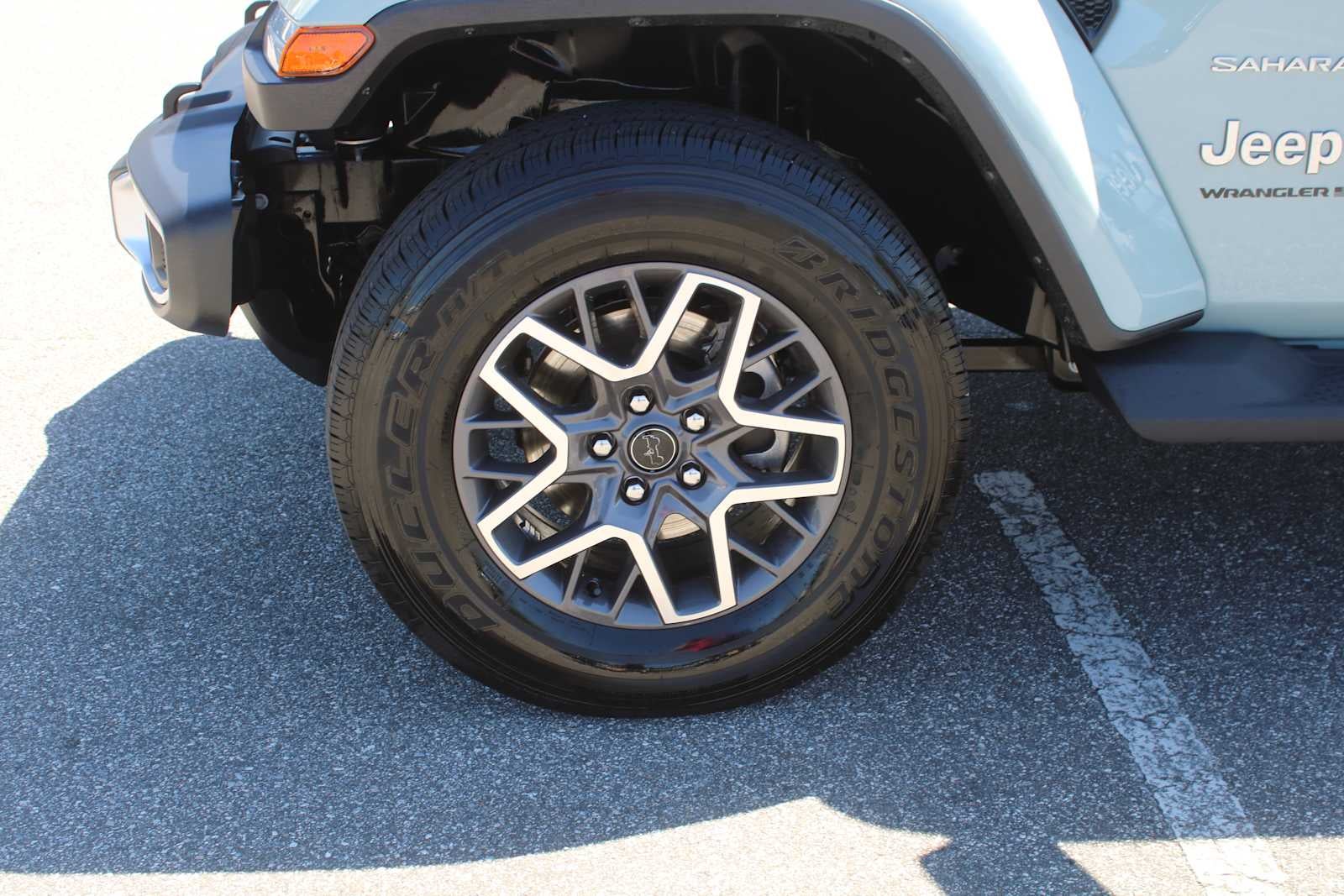 2024 Jeep Wrangler 4-Door Sahara 4x4