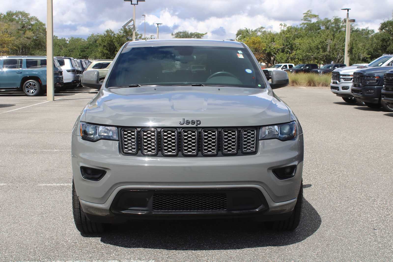 2021 Jeep Grand Cherokee Laredo X