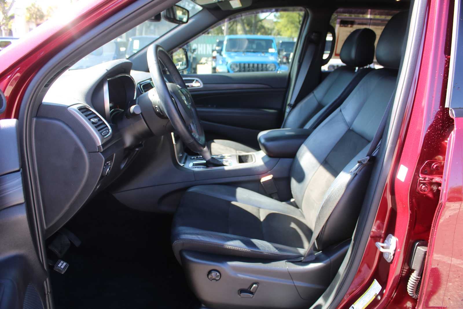 2020 Jeep Grand Cherokee Altitude