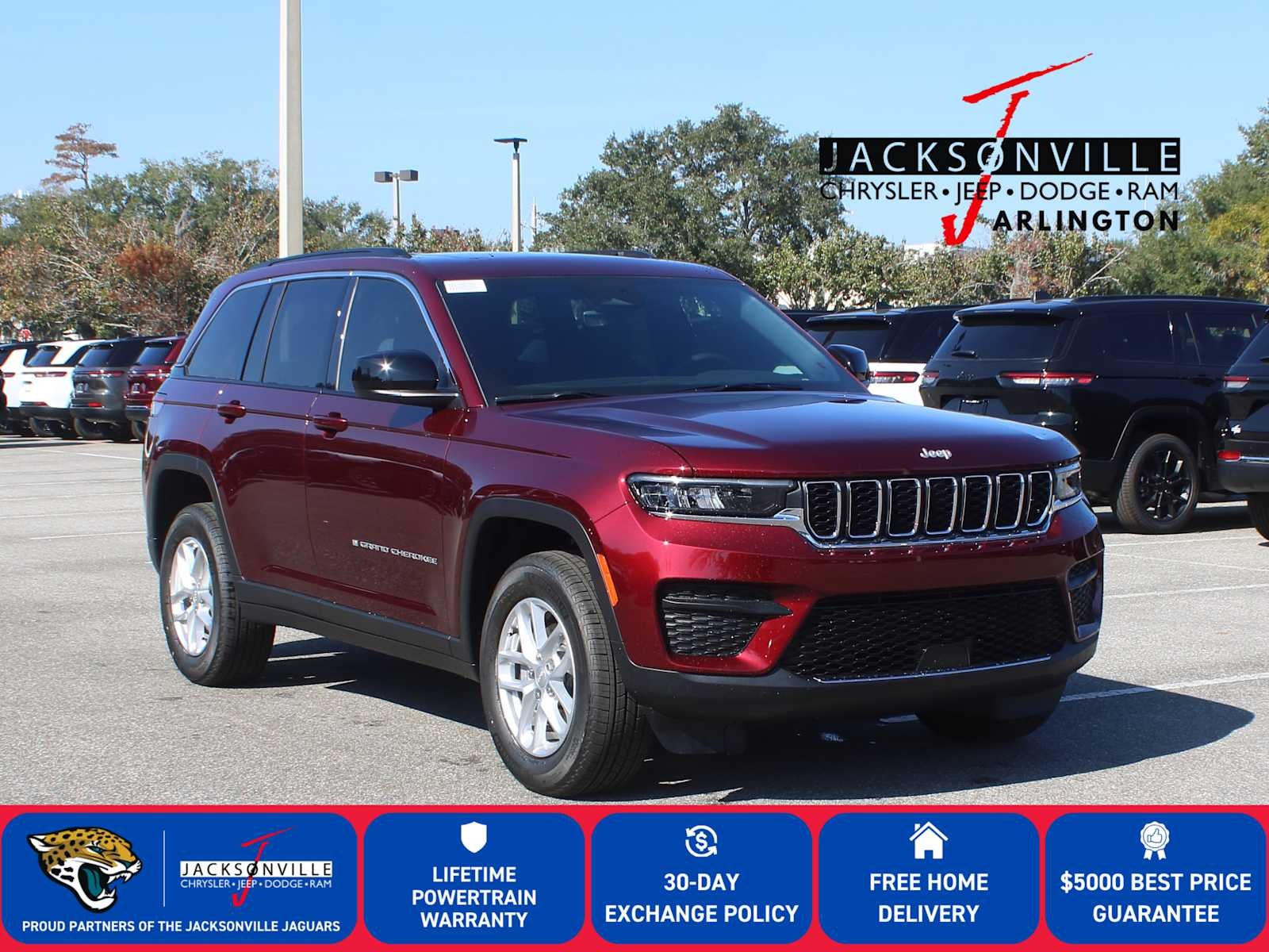 2025 Jeep Grand Cherokee GRAND CHEROKEE LAREDO X 4X2