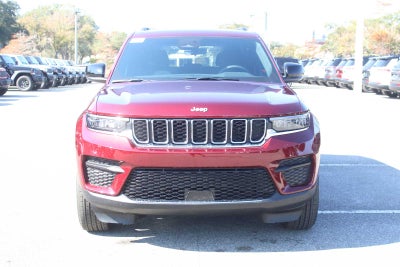 2025 Jeep Grand Cherokee GRAND CHEROKEE LAREDO X 4X2