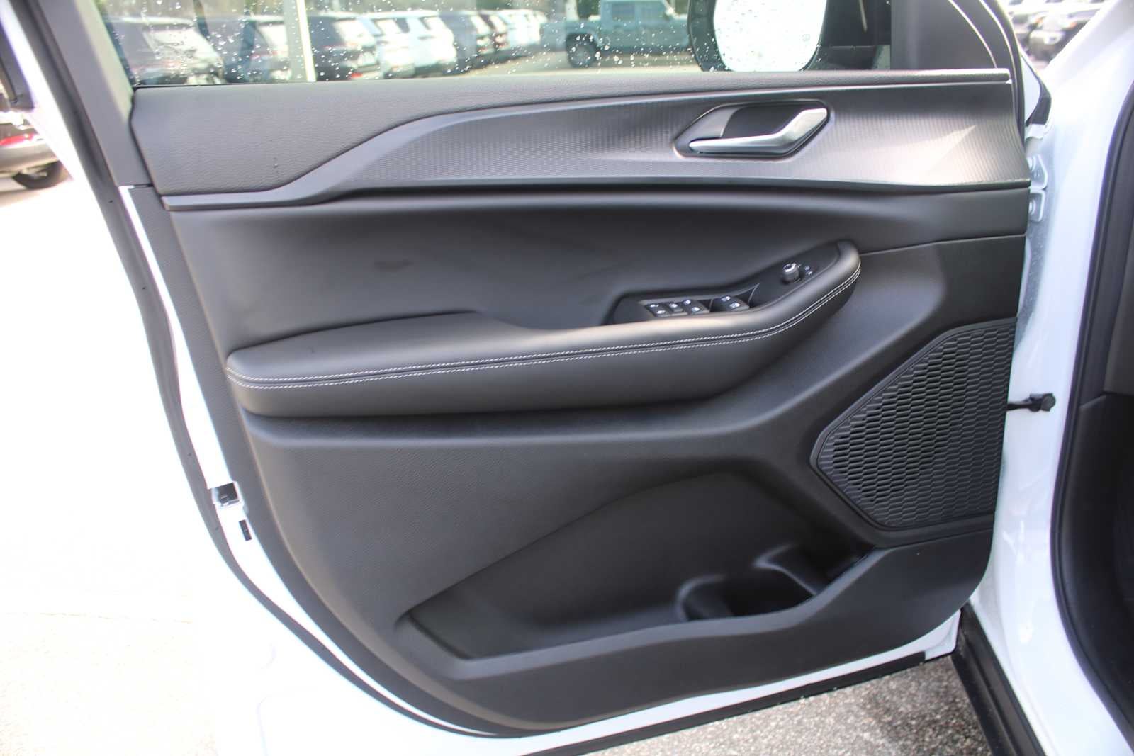 2025 Jeep Grand Cherokee GRAND CHEROKEE ALTITUDE X 4X2