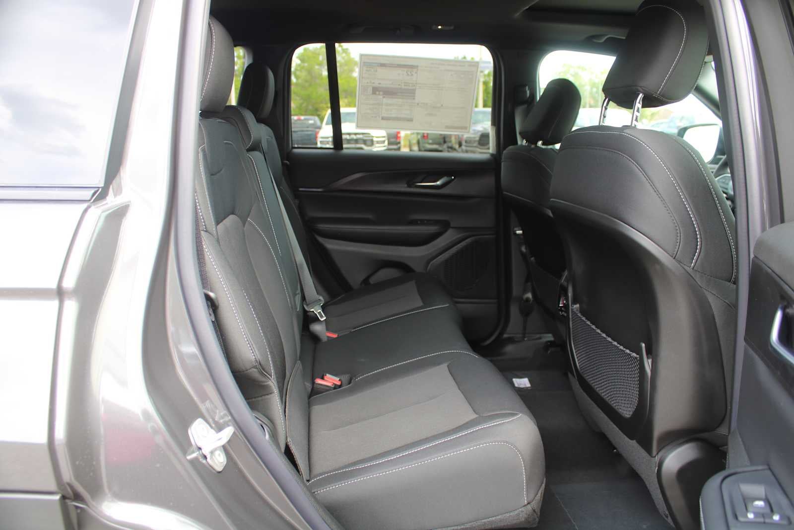 2026 Jeep Grand Cherokee Laredo X