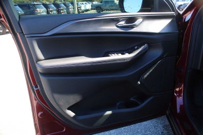 2025 Jeep Grand Cherokee GRAND CHEROKEE LAREDO X 4X2