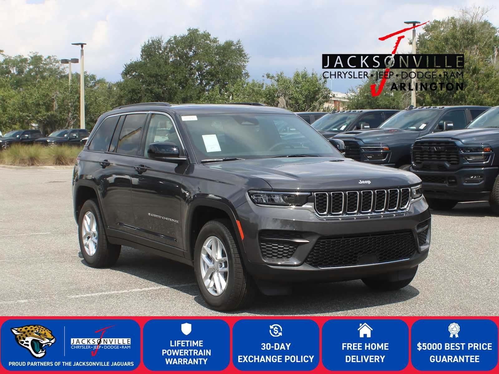 2026 Jeep Grand Cherokee Laredo X