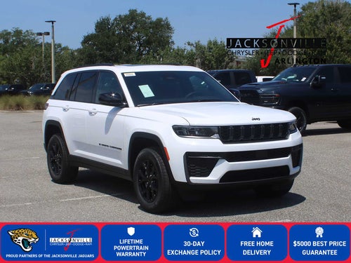 2026 Jeep Grand Cherokee Laredo Altitude