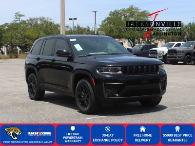 2026 Jeep Grand Cherokee Laredo Altitude
