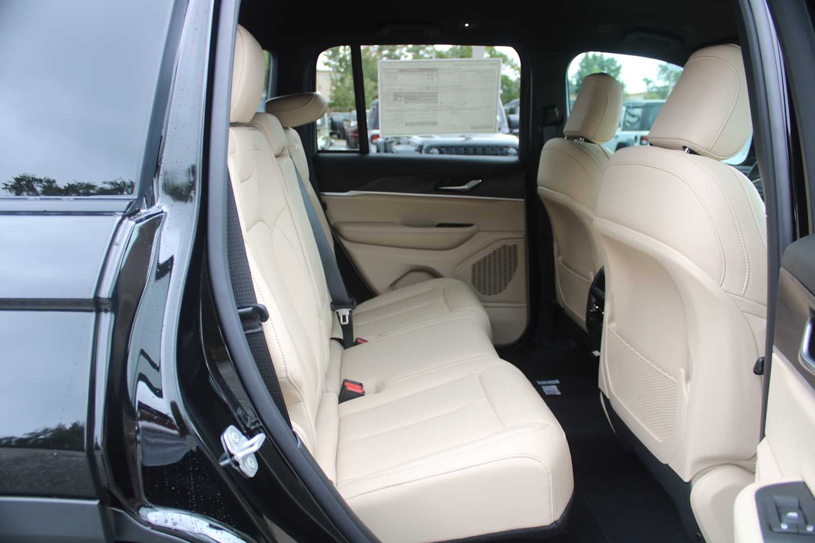 2025 Jeep Grand Cherokee GRAND CHEROKEE LIMITED 4X2