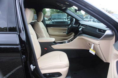 2025 Jeep Grand Cherokee GRAND CHEROKEE LIMITED 4X2