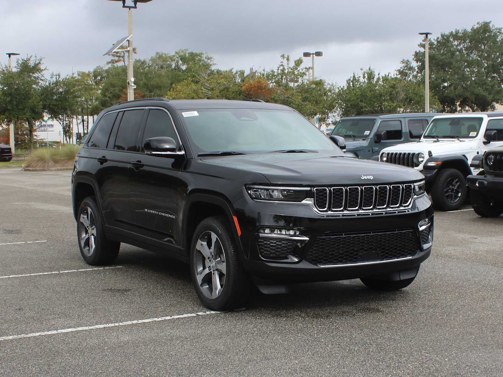 2025 Jeep Grand Cherokee GRAND CHEROKEE LIMITED 4X2