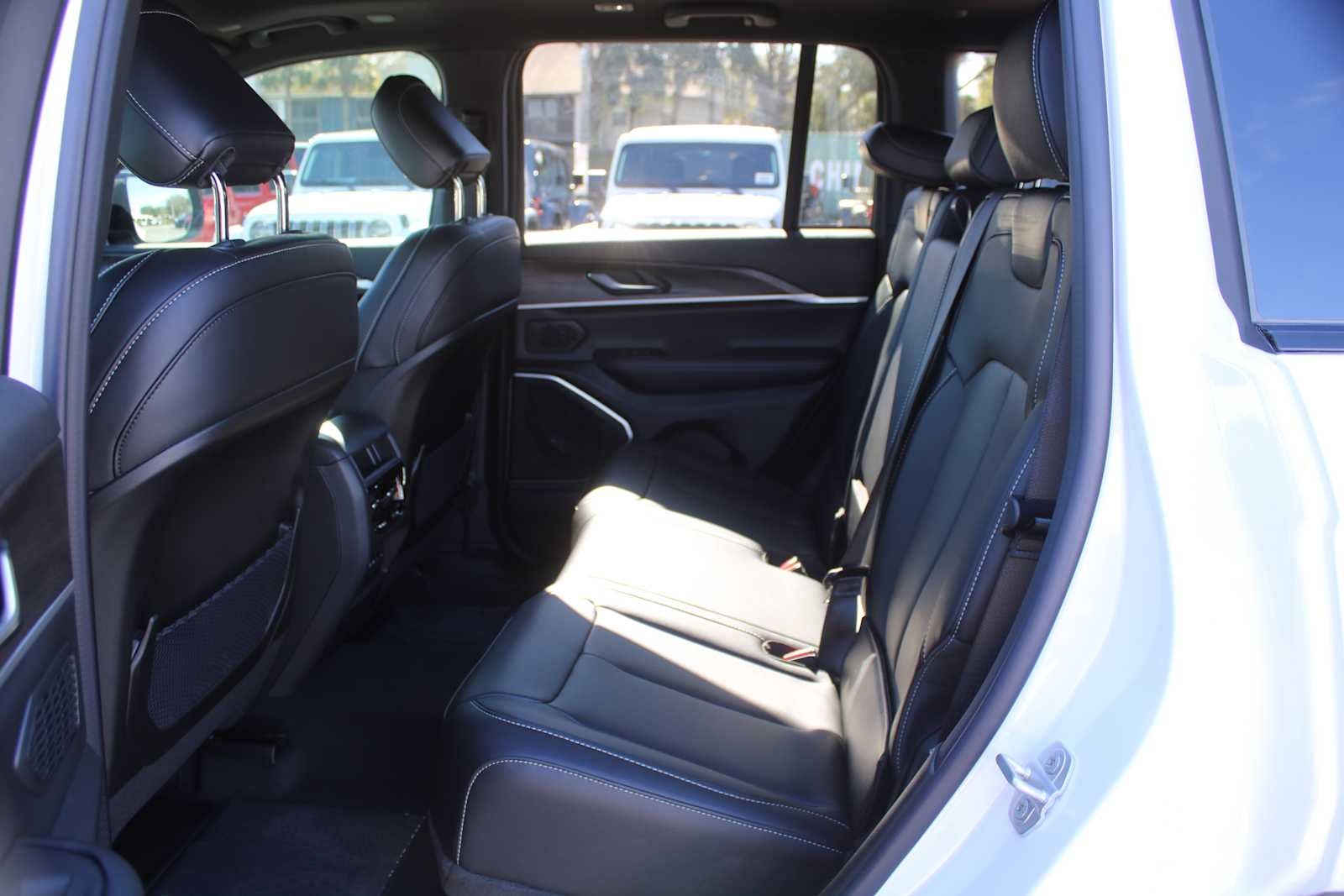 2026 Jeep Grand Cherokee GRAND CHEROKEE LIMITED 4X2