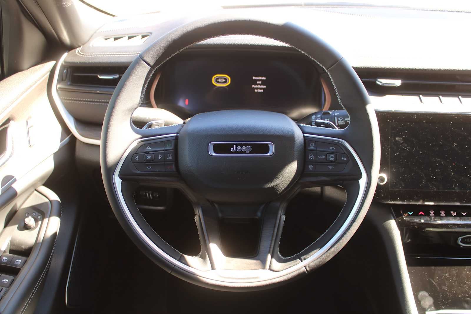 2026 Jeep Grand Cherokee GRAND CHEROKEE LIMITED 4X2