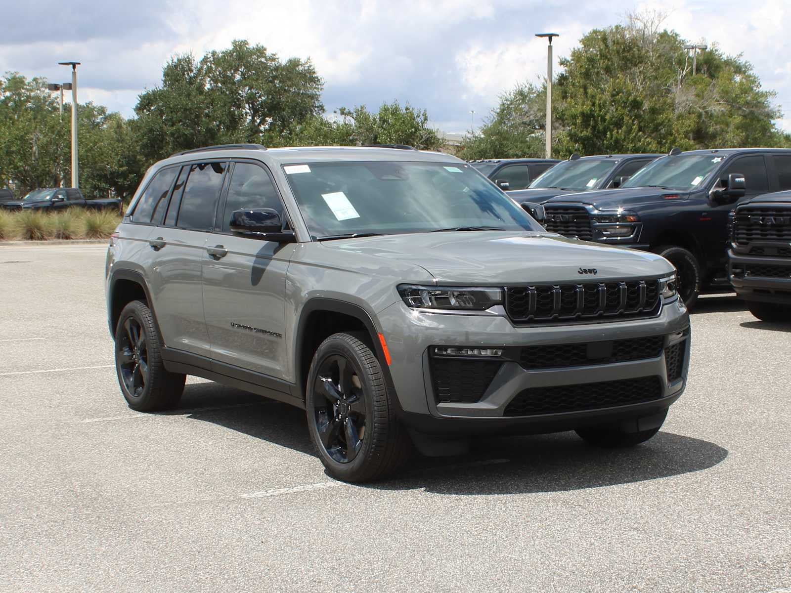 2027 Jeep Grand Cherokee Limited