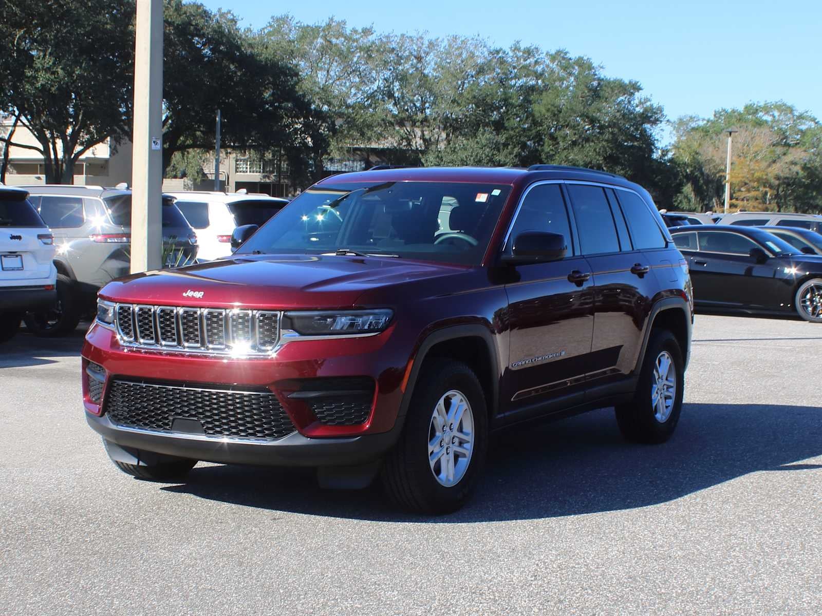 2024 Jeep Grand Cherokee Laredo