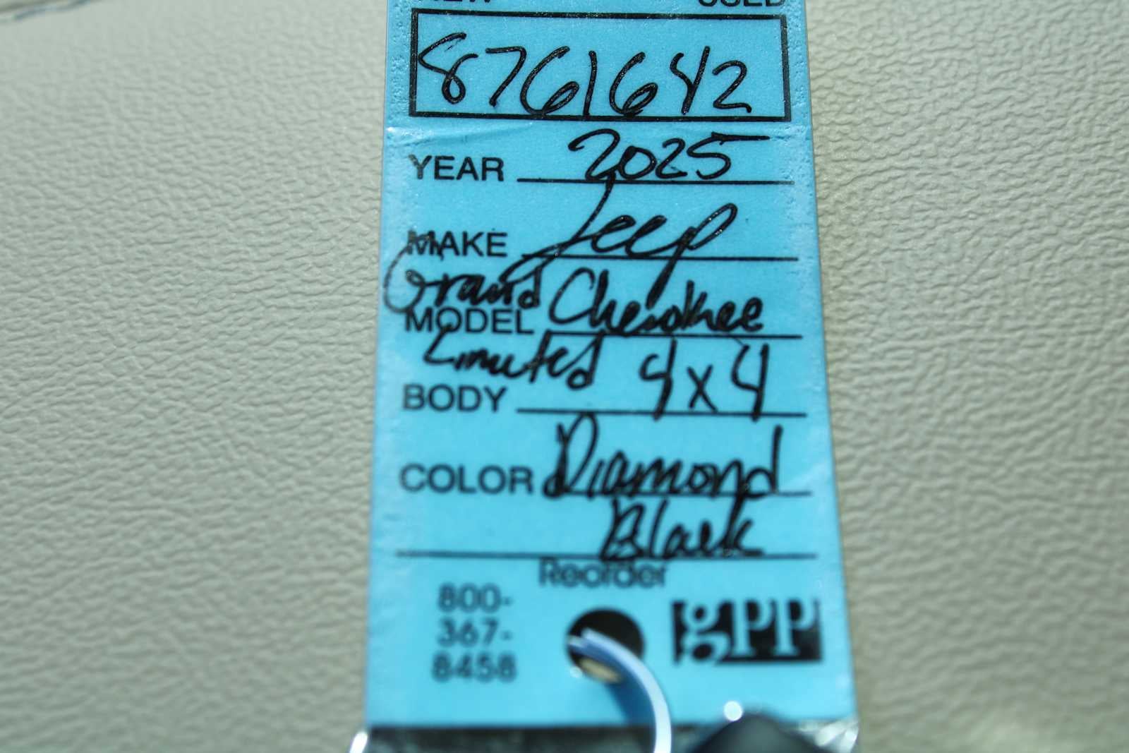 2025 Jeep Grand Cherokee GRAND CHEROKEE LIMITED 4X4