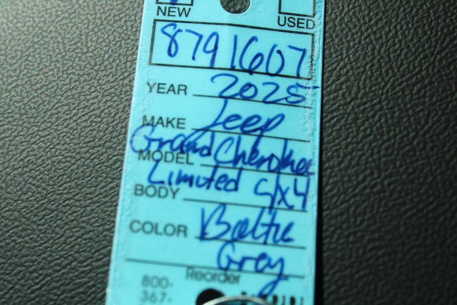 2025 Jeep Grand Cherokee GRAND CHEROKEE LIMITED 4X4