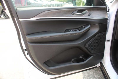 2026 Jeep Grand Cherokee 85th Anniversary Edition